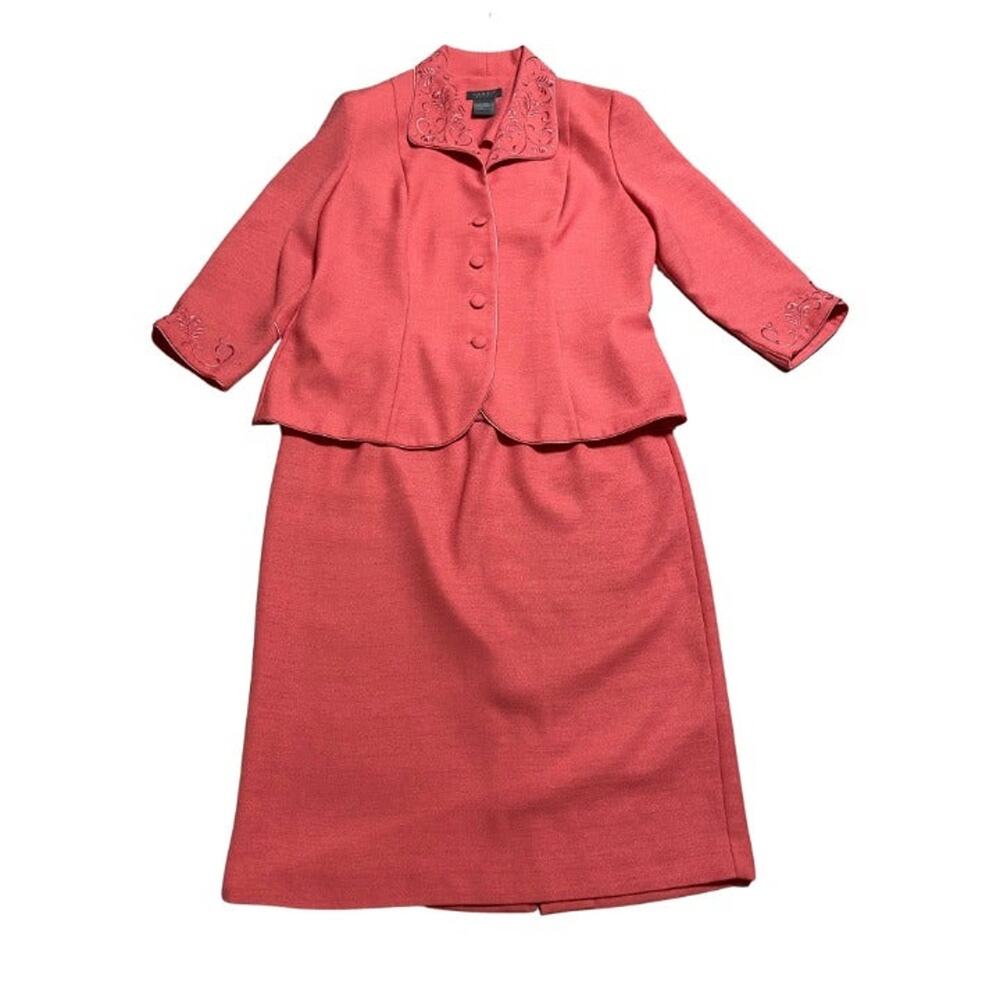 Kort (2-PC) Embroidered Jacket/Skirt Woman's Coral Suit Size 12T